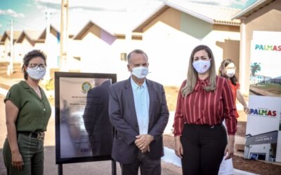 Durante entrega simbólica de chaves para o Jardim Vitória I, Cinthia menciona emenda de Dorinha para construção de Unidade de Saúde no residencial