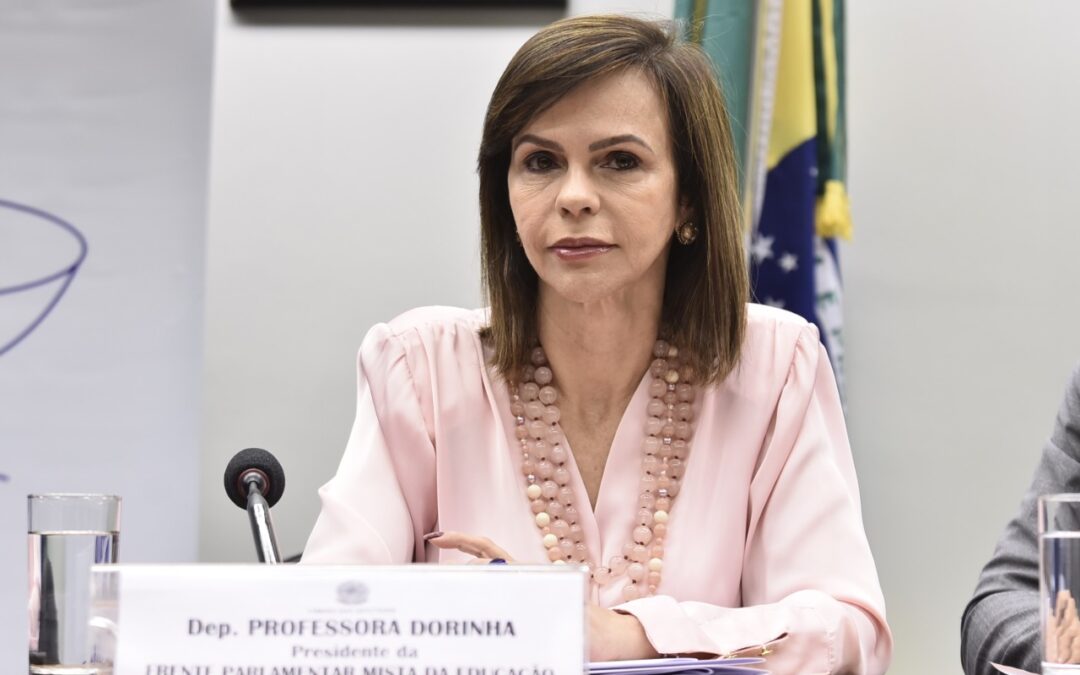 Dorinha comemora promulgação da PEC 18, que garante mínimo de 30% dos Fundos Partidário e Eleitoral para mulheres