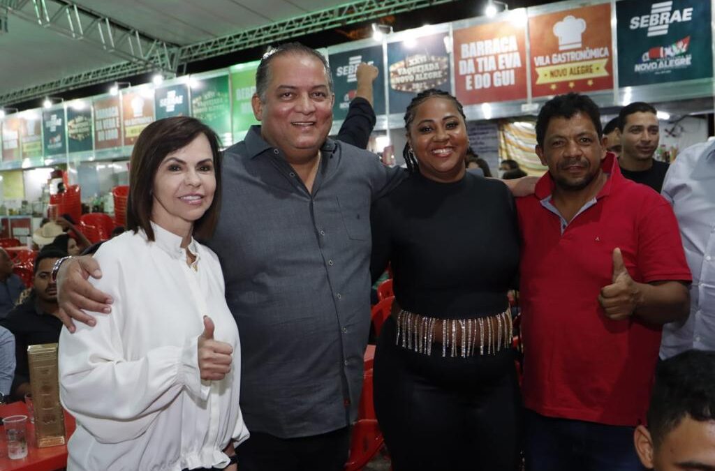 “É gratificante ver a população reunida em festa”, diz Dorinha durante Vaquejada de Novo Alegre