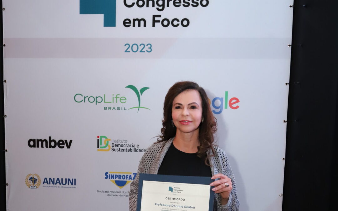 Professora Dorinha é escolhida como uma das melhores parlamentares em duas categorias no Prêmio Congresso em Foco