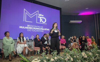 Senadora professora Dorinha participa da abertura do Encontro de Mulheres Municipalistas do Tocantins