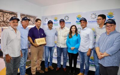 Senadora Professora Dorinha visita a Agrotins com o Ministro da Agricultura e Pecuária