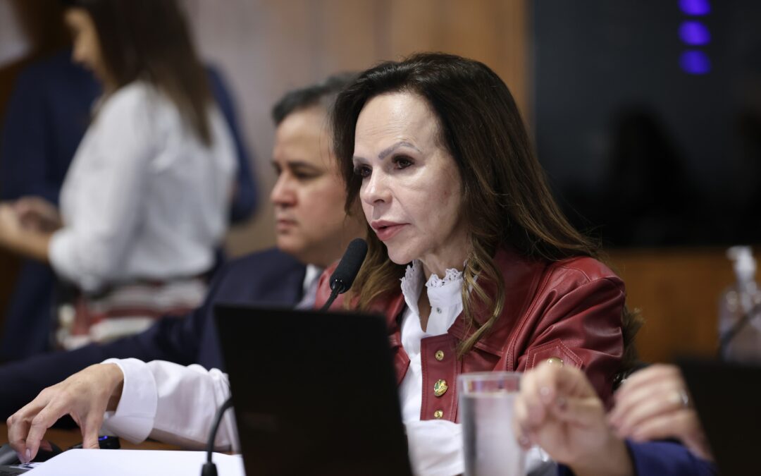 Relatado pela senadora Dorinha, comissão aprova projeto que regulamenta profissão de condutor de ambulância