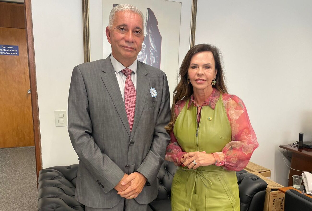 Amastha_e_senadora_Dorinha_-_Foto_Verônica_Bolzan