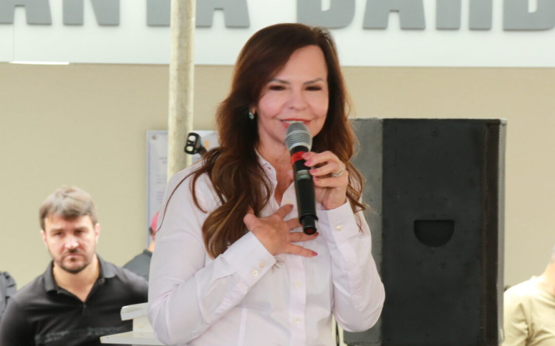 Dorinha viabiliza R$ 3,8 milhões para aquisição de maquinários em 17 municípios do TO