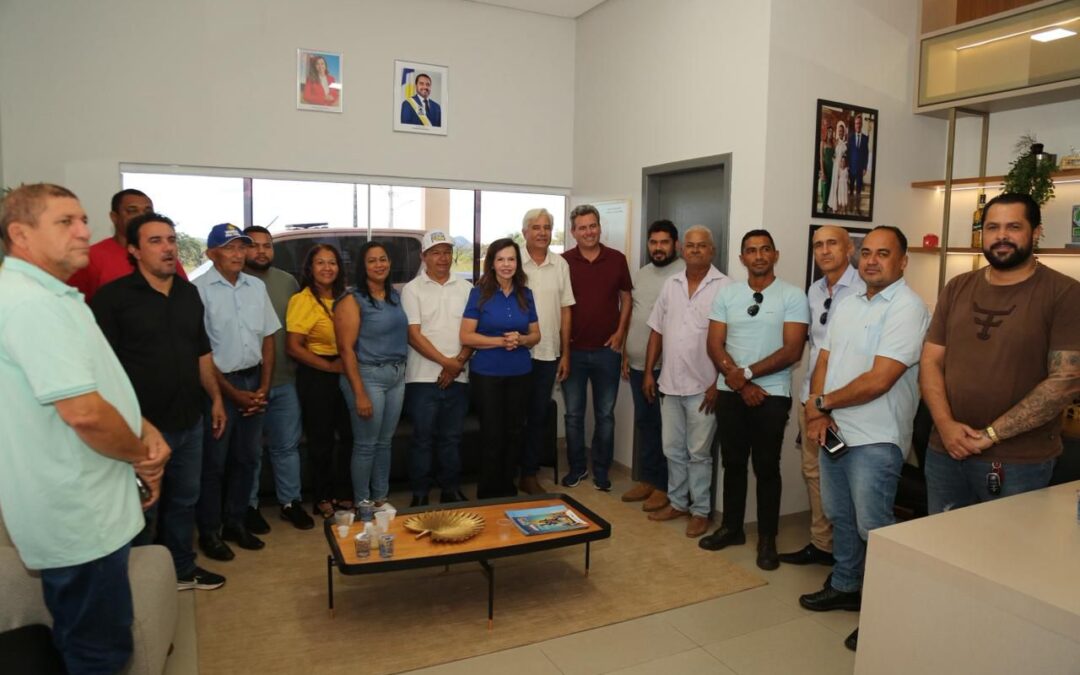Em Wanderlândia, prefeito, sete vereadores e ex-prefeito fecham com Dorinha
